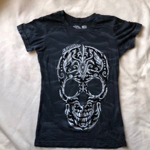 Affliction Black Tee Silver Skull Excellent Cond